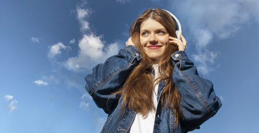 Как наш мозг слушает музыку и&nbsp;почему мы&nbsp;узнаем любимую песню даже после диджейской обработки
