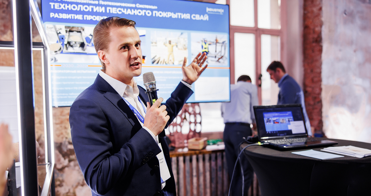 Основатель проекта &laquo;Sand.P: песчаное покрытие для свай&raquo; Андрей Бояринцев