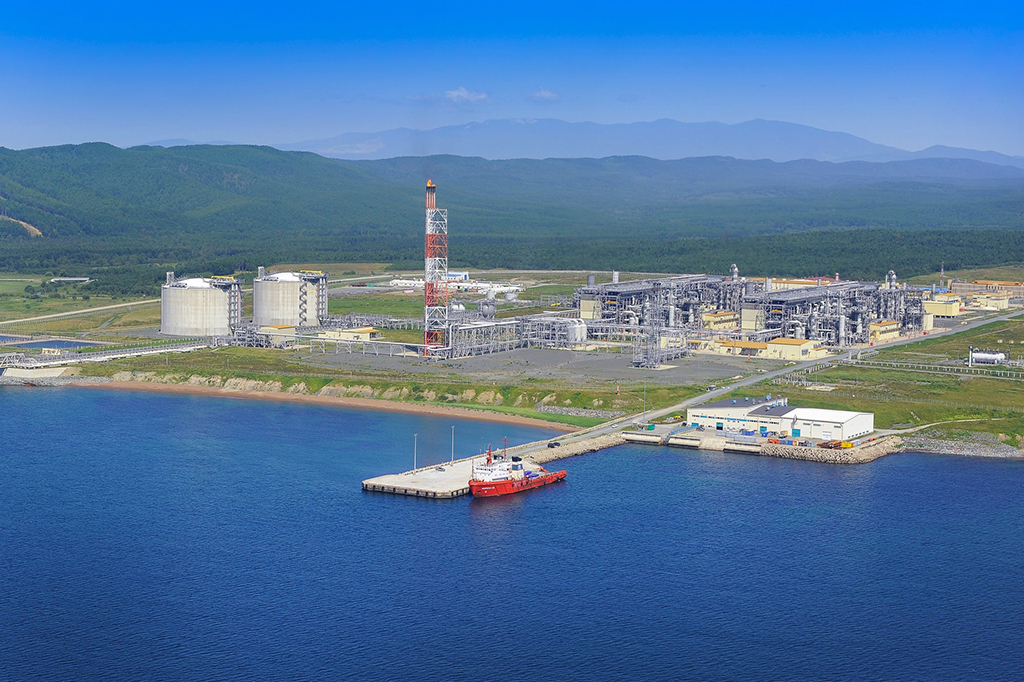 Завод проекта &laquo;Сахалин-2&raquo; по сжижению природного газа