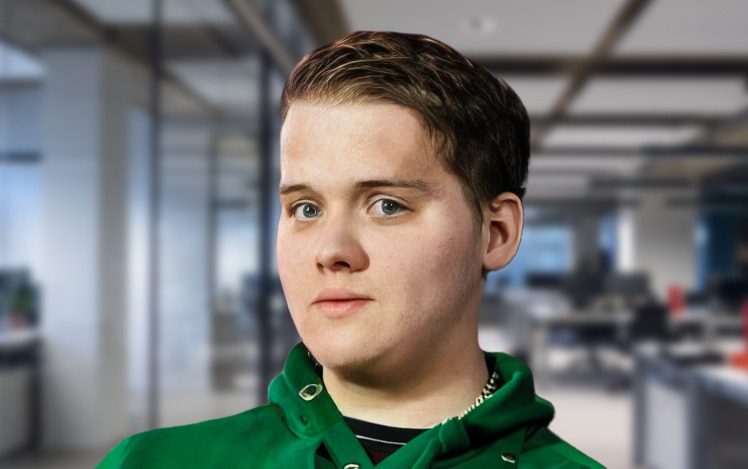 Артур Артиков, член команды &laquo;ХАХАХА&raquo;, победившей в чемпионате TECH SQUAD