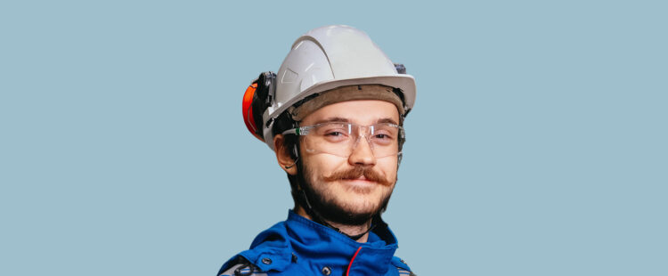 Анвар Алимханов